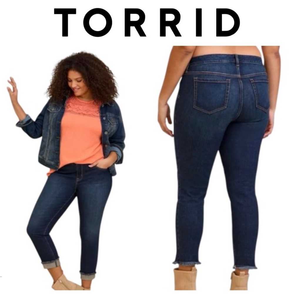 TORRID Jeans Women’s 22 Blue Crop Boyfriend Raw Hem LIKE NEW